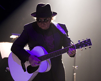 Default_vanmorrison_bild_353x283